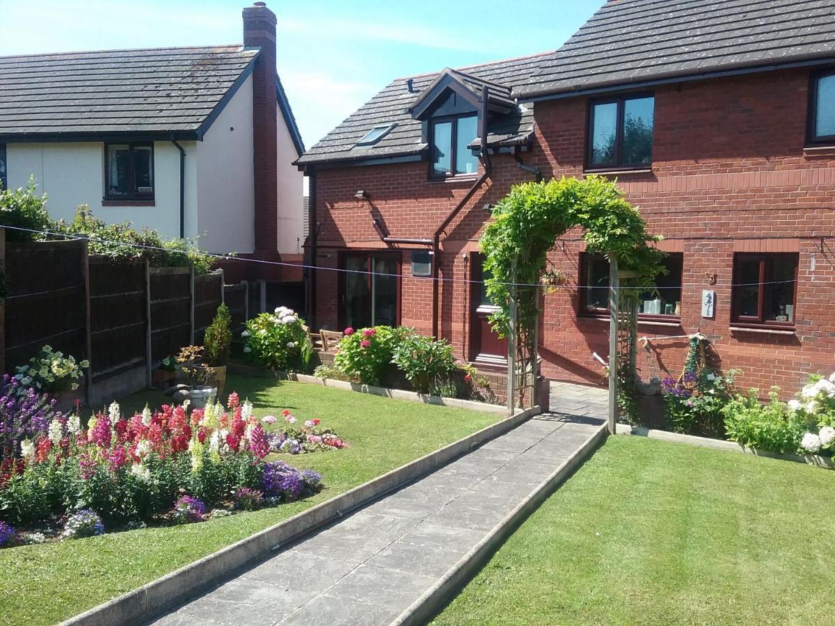 Sterling Bed & Breakfast Llandudno Extérieur photo